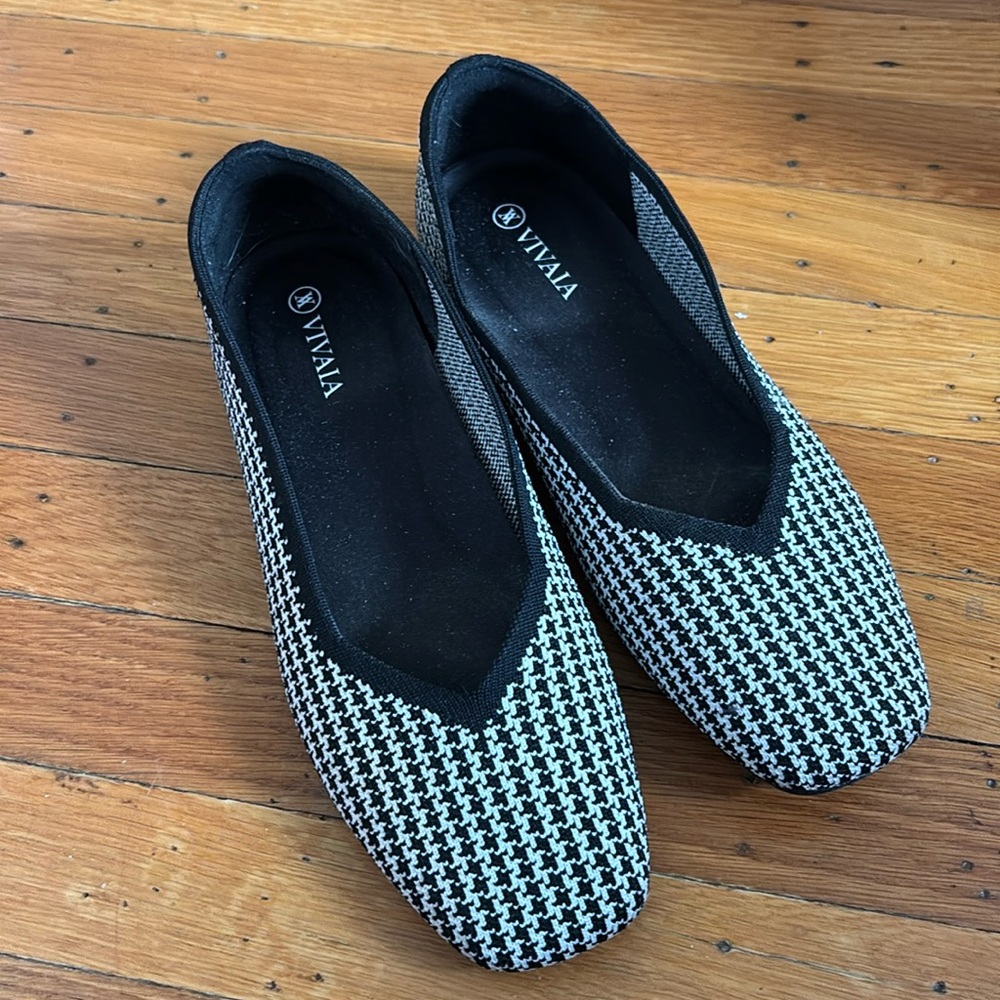 Vivaia Margot 2.0 square-top flat shoes 37.5